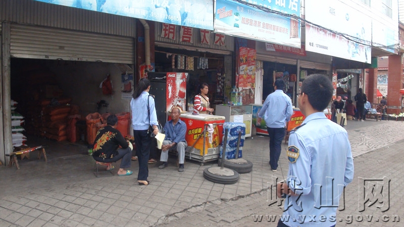 DSC01971_.jpg